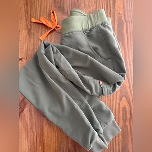 Figs scrub pants Zamora Moss XS Tall